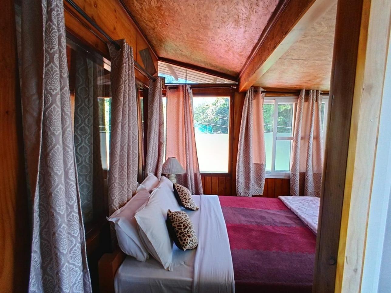 De Rock Jungle Living Resort Coonoor Eksteriør billede
